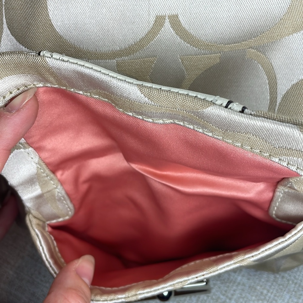 Coach Satin White 2009 Shoulder Crossbody Bag - Picture 12 of 15